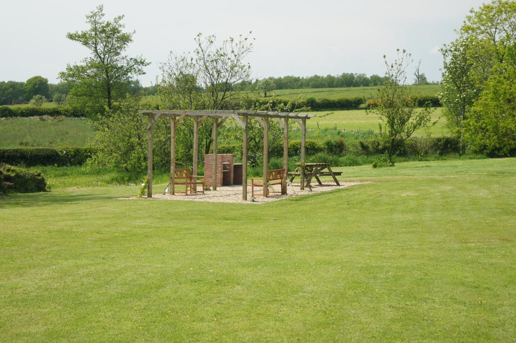 Rawcliffe House Farm Villa Пикъринг Екстериор снимка