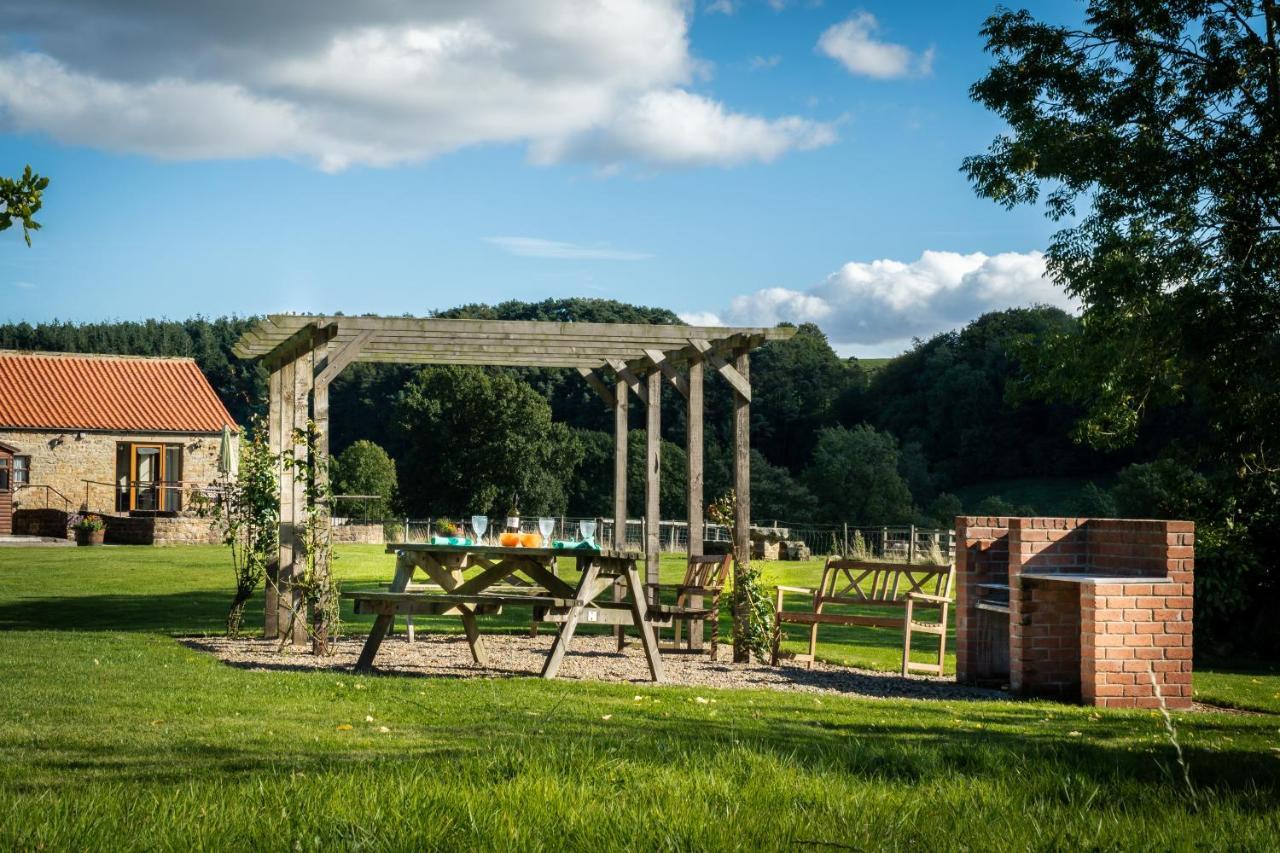 Rawcliffe House Farm Villa Пикъринг Екстериор снимка