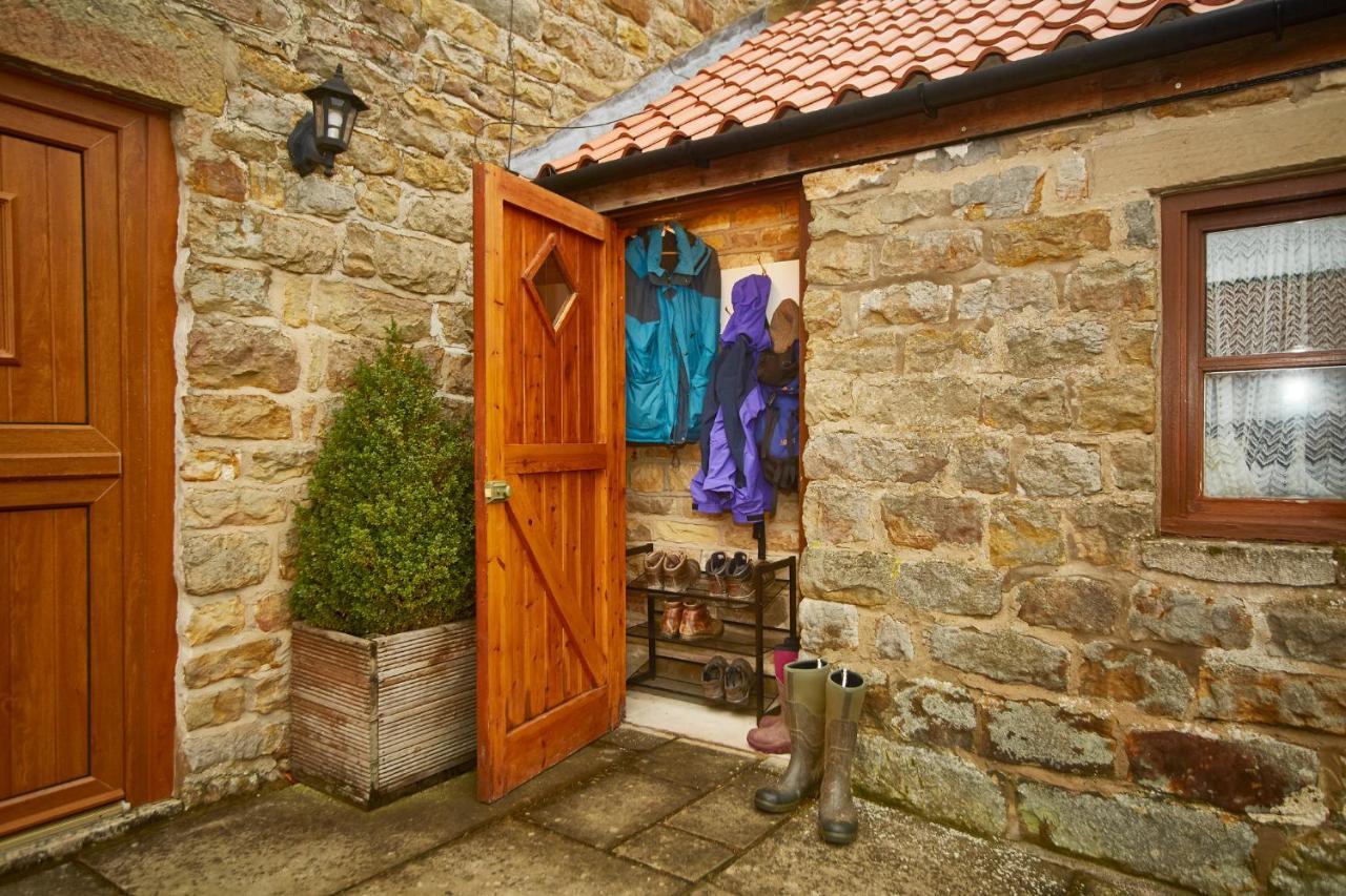 Rawcliffe House Farm Villa Пикъринг Екстериор снимка